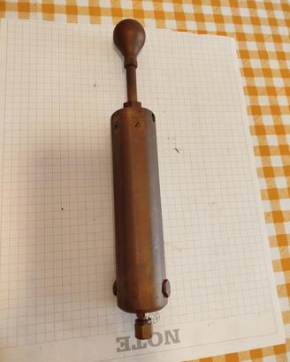 Ingrassatore manuale a stantuffo vintage 