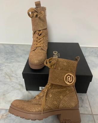 Anfibi dorati liu jo