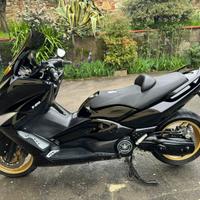 T Max 500 del 2011 SBIELLATO