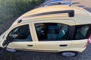 Fiat panda , colore giallo