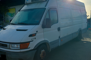 Iveco 35C13 con cella frigo
