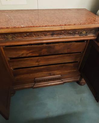 CAMERA DA LETTO CLASSICA IN LEGNO ITAGLIATO