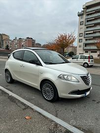 Lancia Ypsilon Platinum