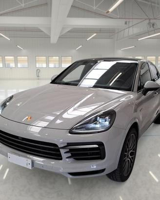 PORSCHE CAYENNE COUPE 3.0 V6 E-HYBRID PLATINUM EDI