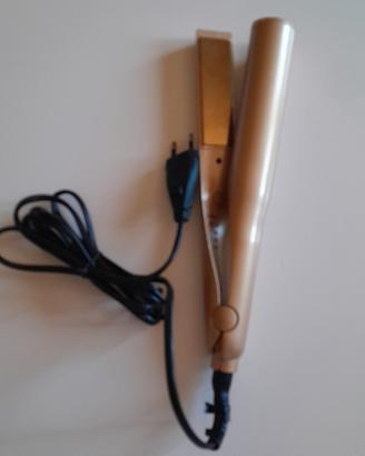 Piastra per capelli ondulati. 