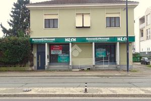 NEGOZIO A ALESSANDRIA