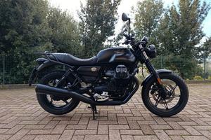 Moto Guzzi V7 Stone 850 