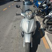 Piaggio Beverly 125