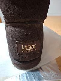 UGG CLASSIC