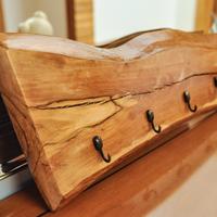 Portachiavi da parete in legno di ulivo artigianal