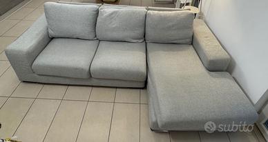 DIVANO 3 POSTI CON CHAISE LONGUE – SFODERABILE