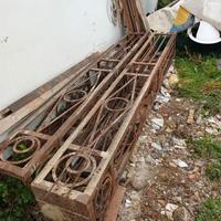 Colonne in ferro battuto