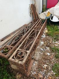 Colonne in ferro battuto