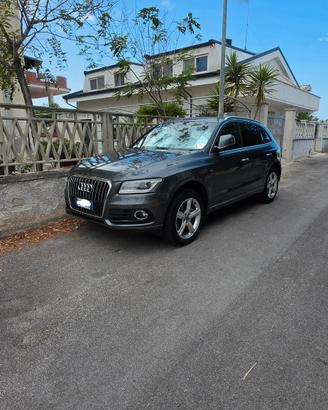 Audi Q5 S.line 2.0 tdi cambio  automatico 