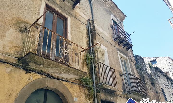 Stabile Palazzo - Fondi