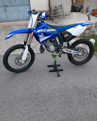 YZ 125 ore tot.44 da 1a accensione PERMUTE
