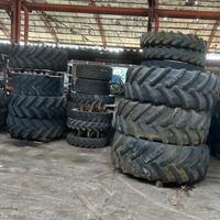 Gomme varie per trattore agricolo o rimorchio (3)