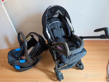 Set passeggino Chicco + omaggio baby monitor 