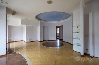 Negozio Todi [AFC06ACG]