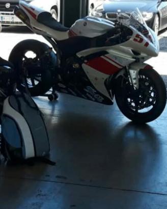 yamaha R1 07 08 Carene vtr Cruciata Verniciate 