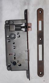 serratura per porta bagni 