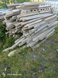 pali rotti di cemento