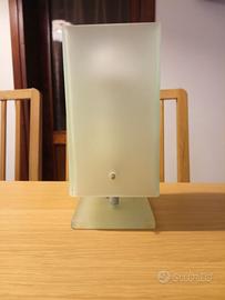 lampada da tavolo in vetro