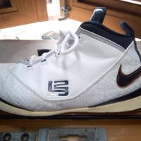 Nike Jordan Lebron James