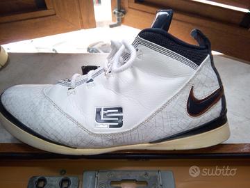 Nike Jordan Lebron James