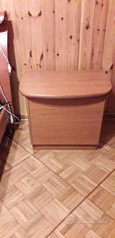 Letto matrimoniale e 2 comodini