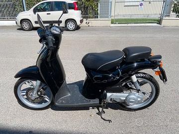 Scarabeo Aprilia 50 2T anno 2013
