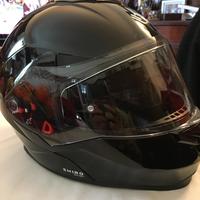 Casco da moto integrale e guanti