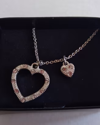 set bijoux (4paia orecchini + collana con cuori)