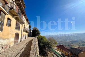 Casa Indipendente La Morra [Rif. 25055VRG]