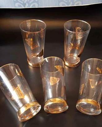 Set  5 bicchieri in vetro decorato, altezza cm 14