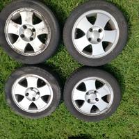 lotto 8 cerchi in lega 8 montatura 4 buchi+gomme