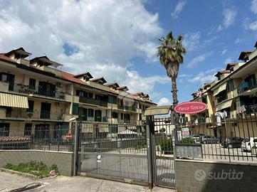 MANSARDA A GIUGLIANO IN CAMPANIA