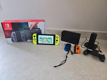 Nintendo switch full+set controller+microSD giochi