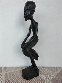 Scultura Makonde "Il Pensatore" in Ebano