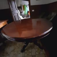 Tavolo rotondo marrone allungabile