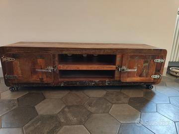 Mobile TV ghiacciaia