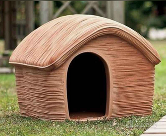 Cuccia per cani nuova, in plastica