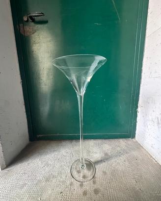 Vaso in vetro trasparente sottile