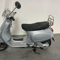 Vespa 150 lx