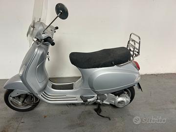 Vespa 150 lx