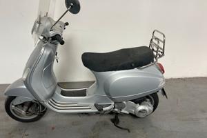 Vespa 150 lx