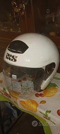 casco per la moto IXS pari al nuovo
