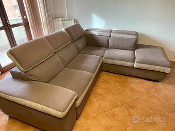 Divano angolare con chaise longue