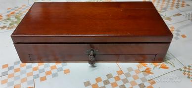 Antico tornio per orologiai