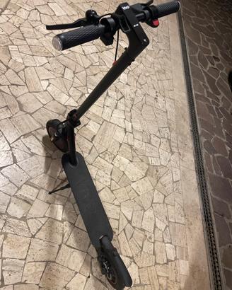 Monopattino elettrico vivo bike